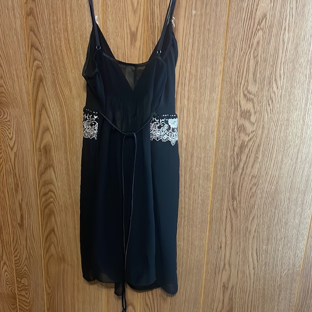 NWOT In Bloom Night in black with lace. Adjustable straps. Size Large. - Picture 5 of 6